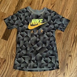 Nike tshirt